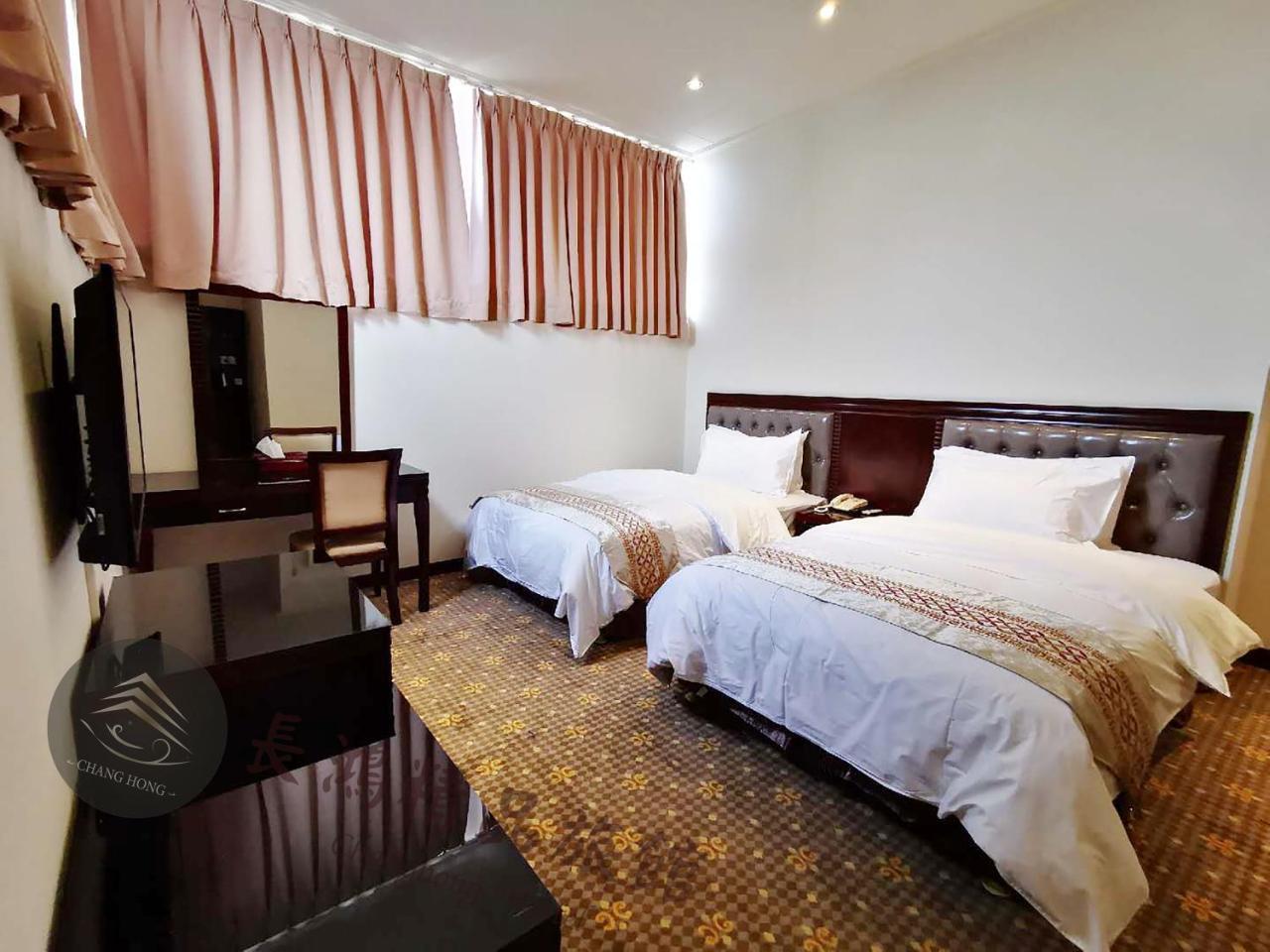 Chang Hong Hotel Jinning Exterior foto